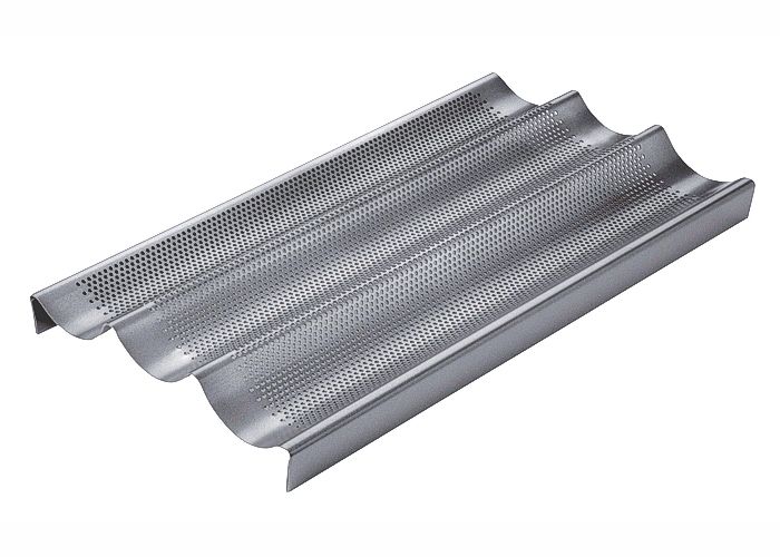 chicago metallic perforated baguette pan ns59609 700