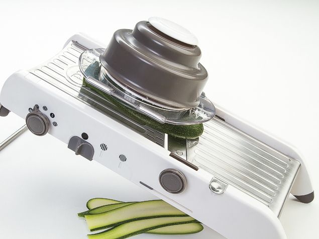 Slicing mandoline by Progressive