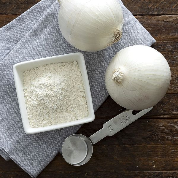 Organic white onion powder