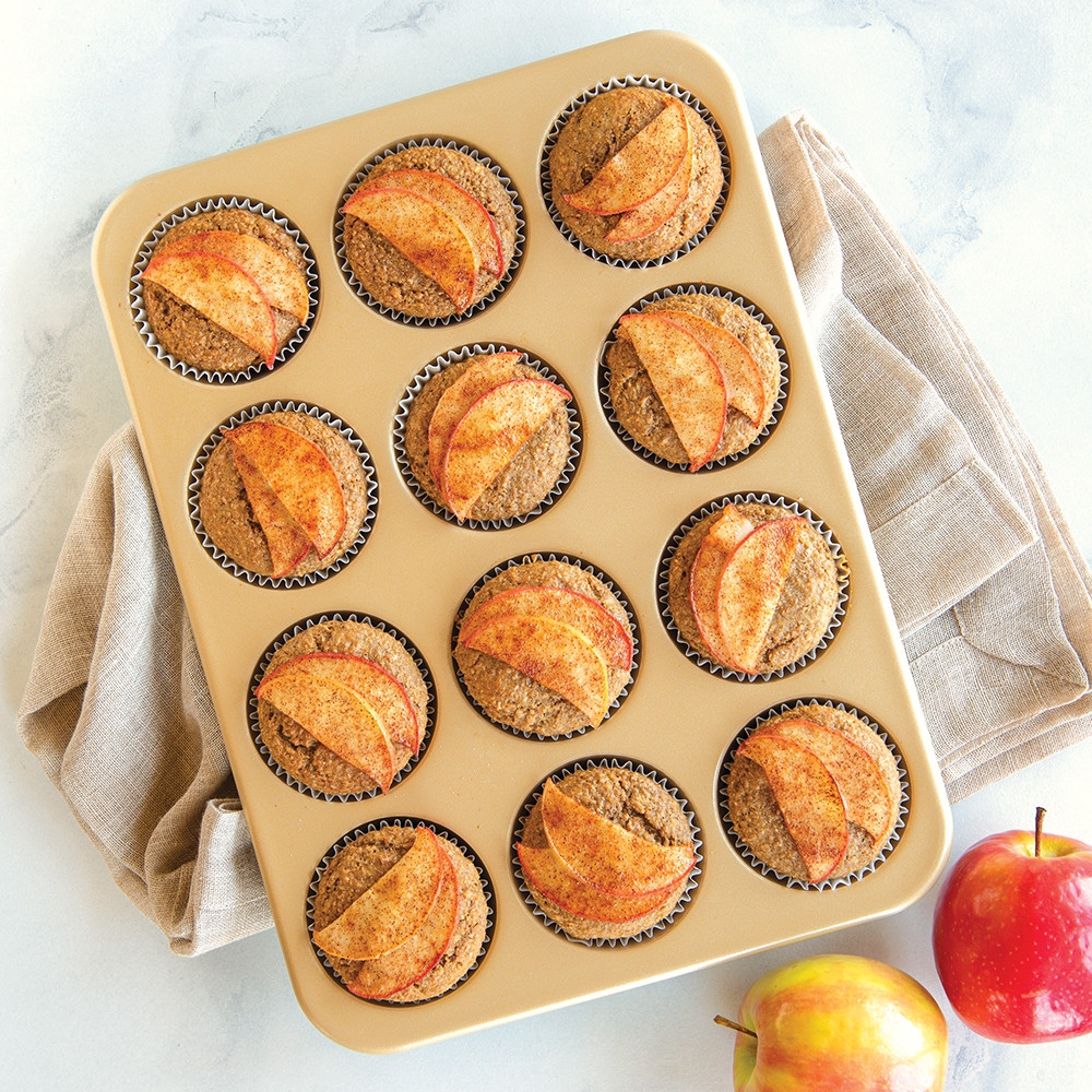 Nordic Naturals 12 Cavity Muffin pan with apple muffins
