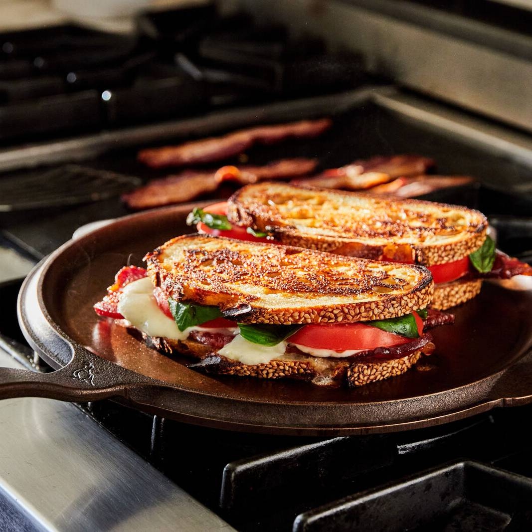 10 inch flat top skillet toasting panini sandwiches