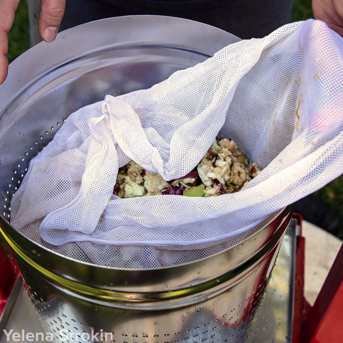 Fruit press mesh bag