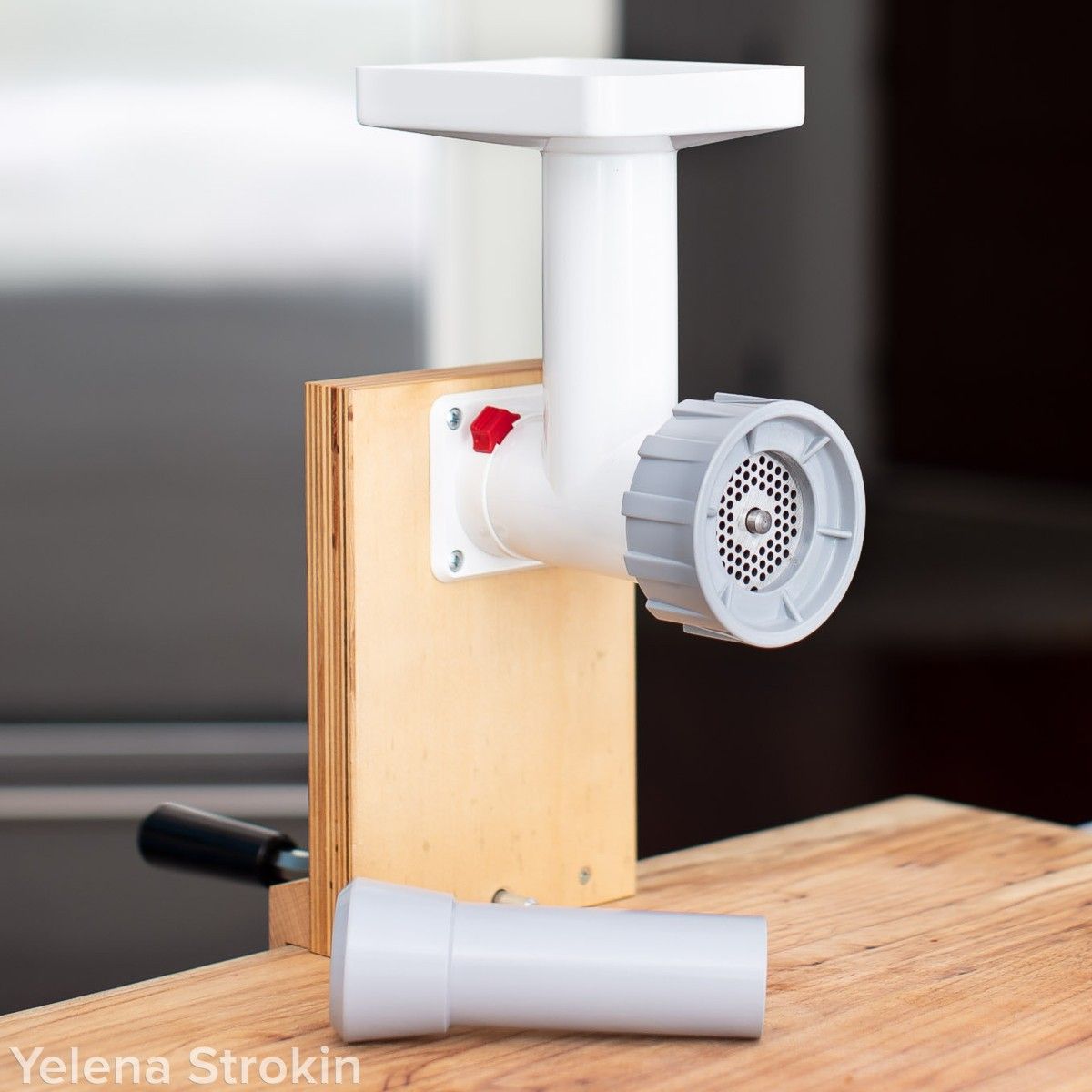 Family Grain Mill hand base meat grinder