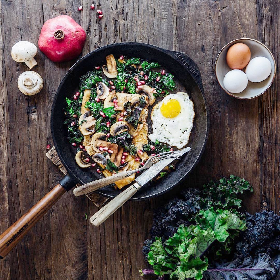 10 inch fry pan: breakfast meal
