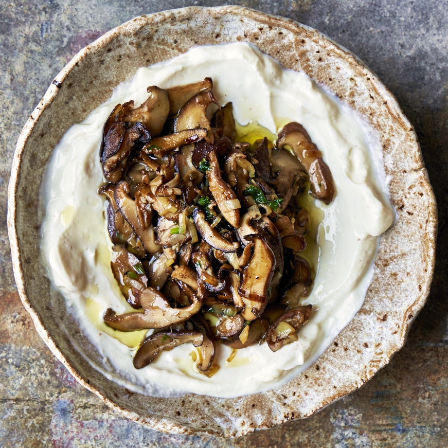 Seasoned mushrooms with Villa Jerada Shawarma 