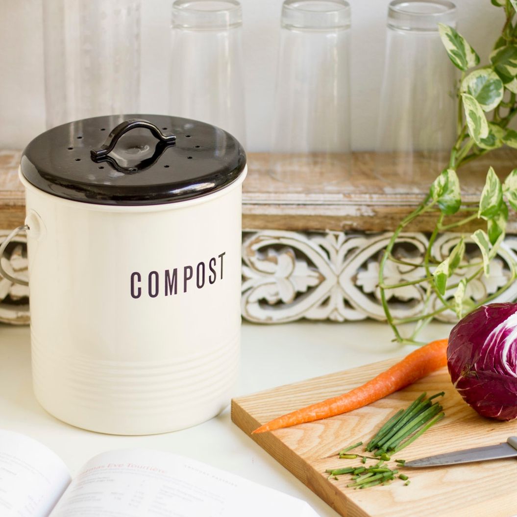 Compost bin for kitchen, 1.25 gallon