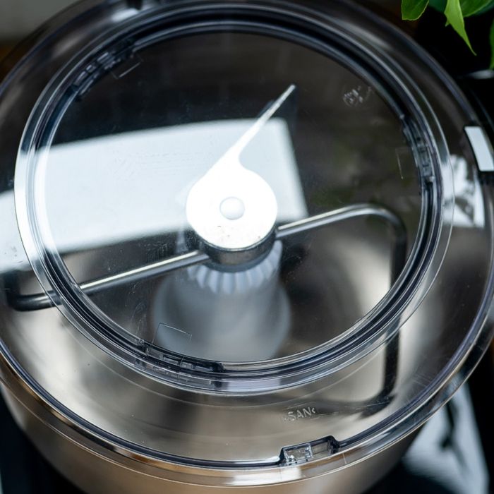 bosch universal plus mixer black lid bowl 700 1 6
