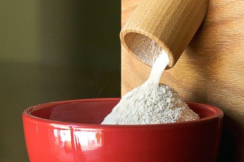 Flour output from KoMo XL grain grinder mill