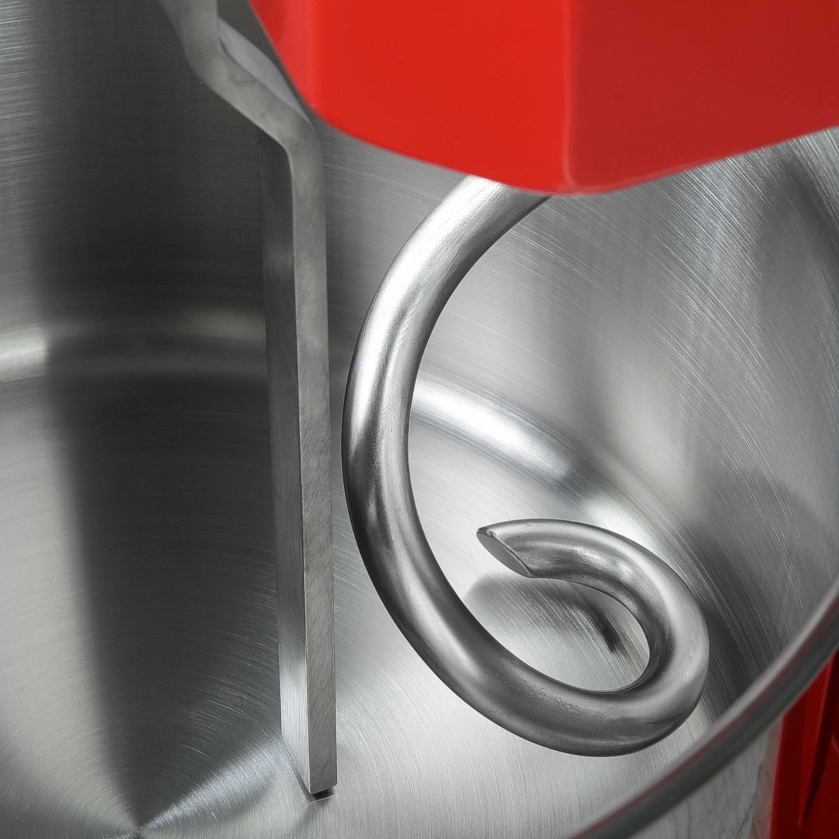 Spiral hook and breaker bar in 12kg Spiralmac dough mixer