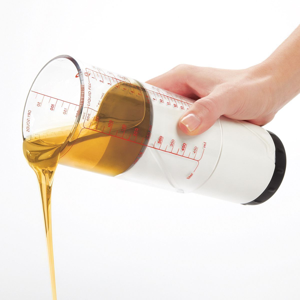 measure and pour cup
