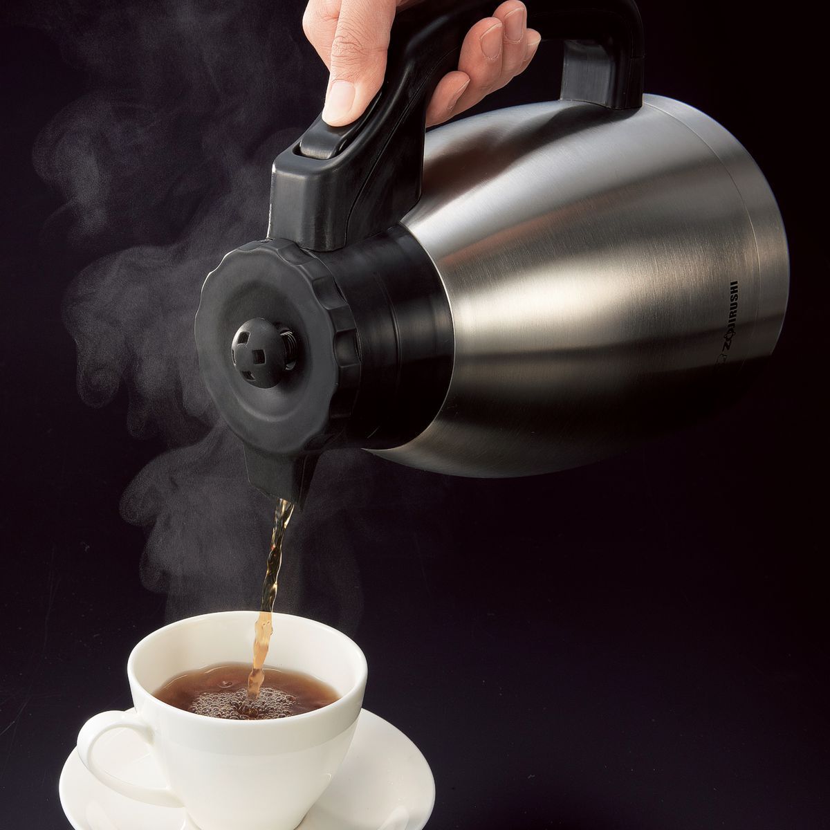 Thermal carafe, drip free pouring