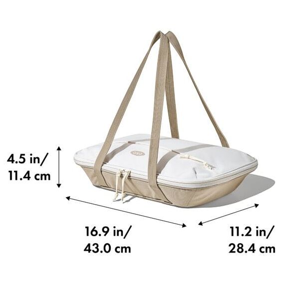 Bakeware carrier with handles measures 16.9 x 11.2 x 4.5 inches