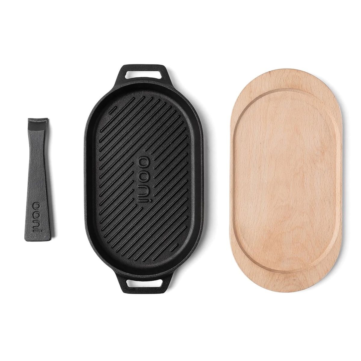 Cast iron pan with removable handle and wood base
