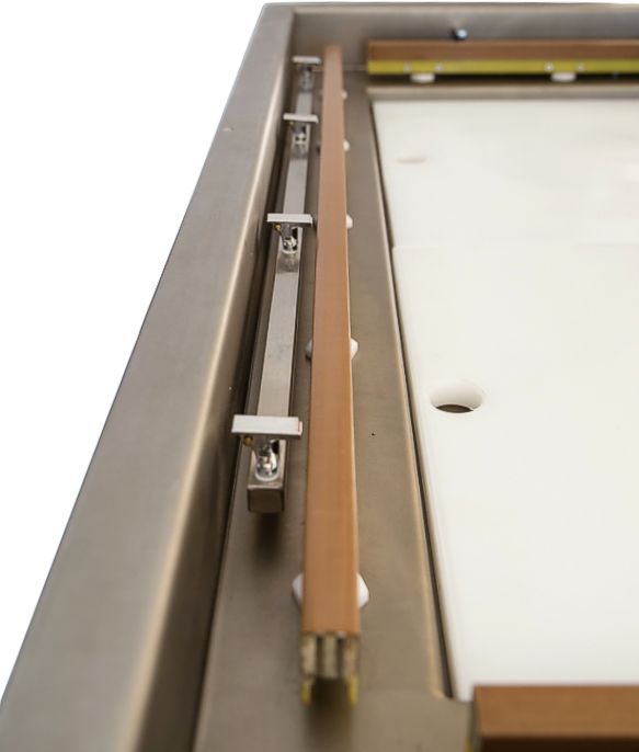 ARY VacMaster VP680 Front Seal Bar