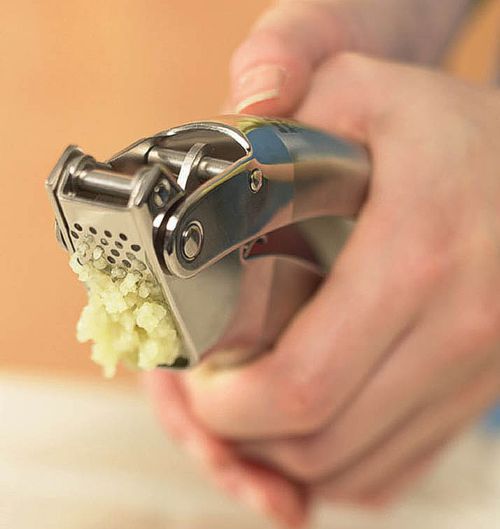 kuhn rikon epicurean garlic press kitchen 500