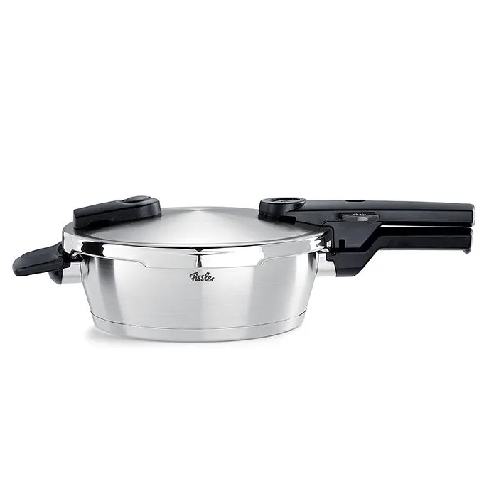 Fissler Vitaquick Premium 2.6q pressure skillet with lid 