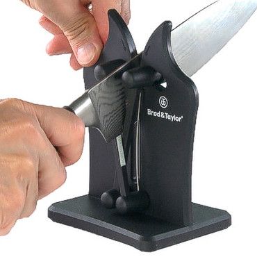 Carbide sharpening station