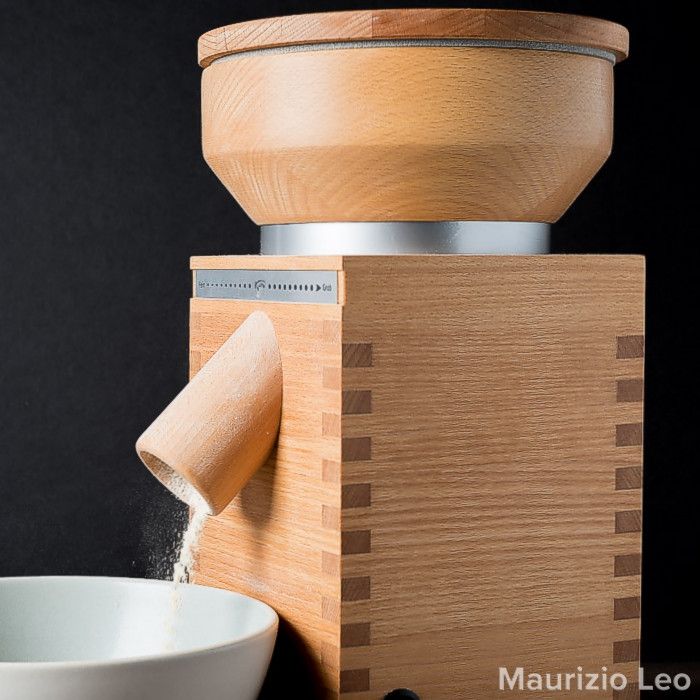 komo classic grain mill flour theperfectloaf 700 3