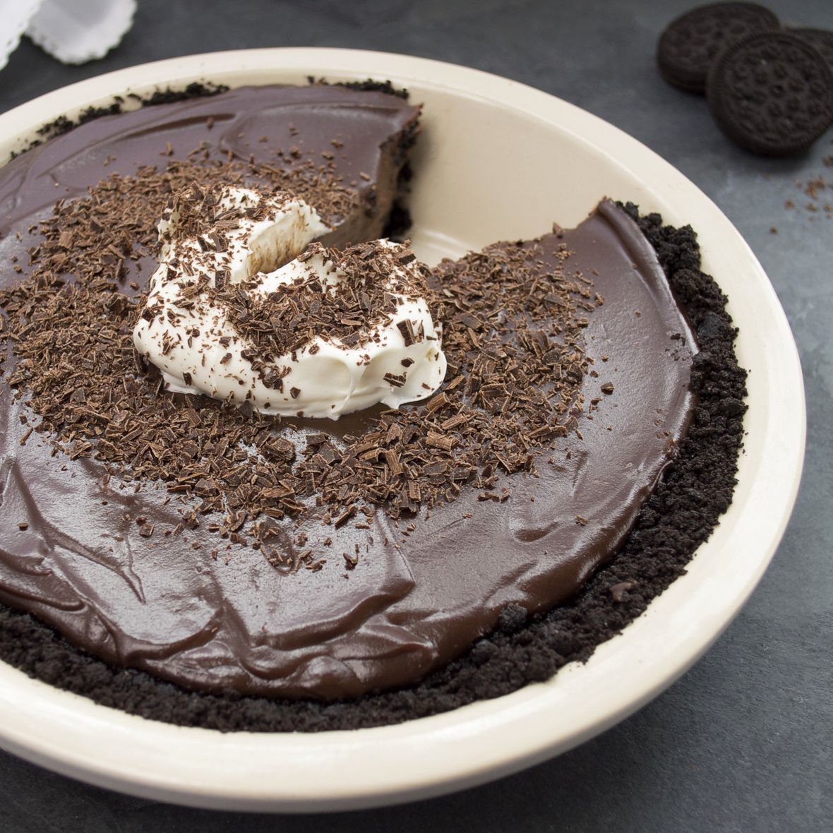 stoneware pie pan