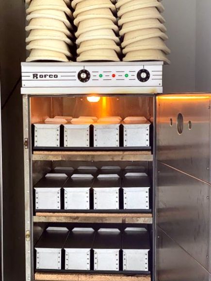 Pullman loaves in Rofco B40, photo by Eva Loannou