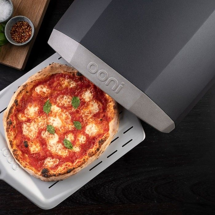 Ooni Koda outdoor pizza oven