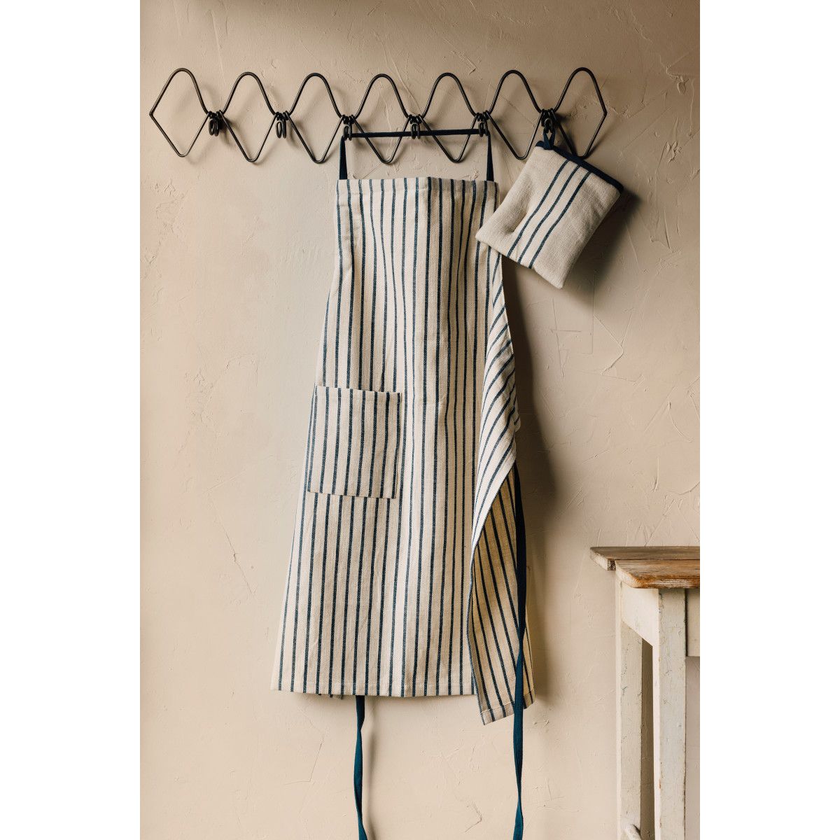 French vintage inspired apron