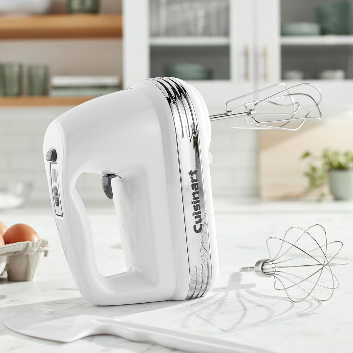 Cuisinart® Power Advantage® 7-Speed Hand Mixer, White