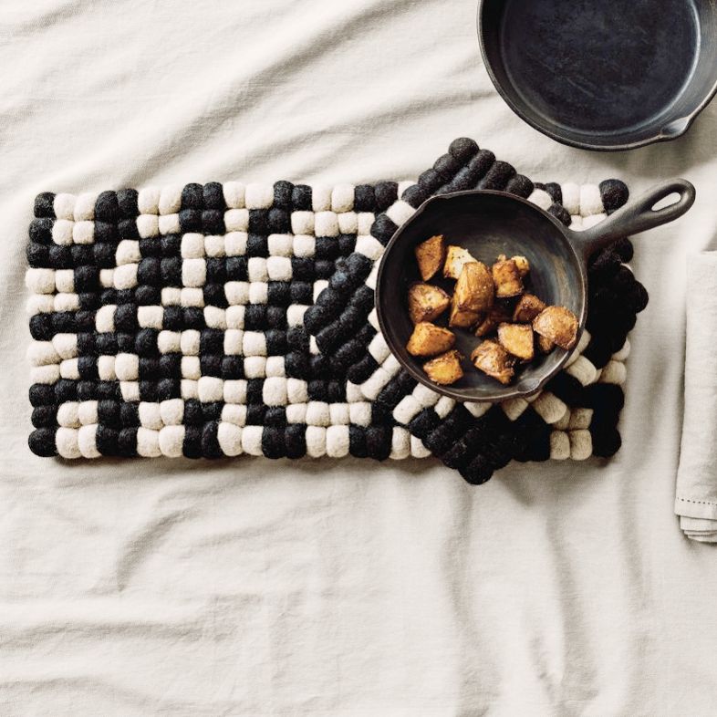 Felt trivet centerpiece runner