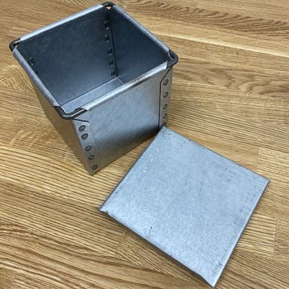 campbell 4 inch cube pullman tin with lid 420 2