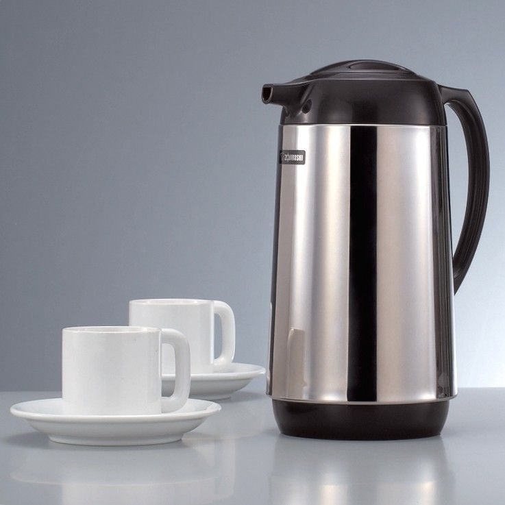 glass insulated carafe keeps liquid hot for up to 24 hours