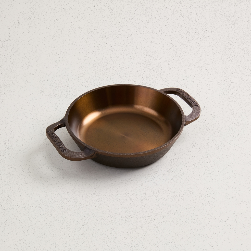 pre-seasoned cast iron dual handle skillet